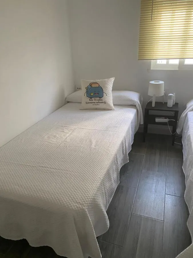 Habitaciones La Vina Cadiz Homestay