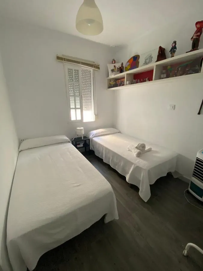Habitaciones La Vina Cadiz Homestay